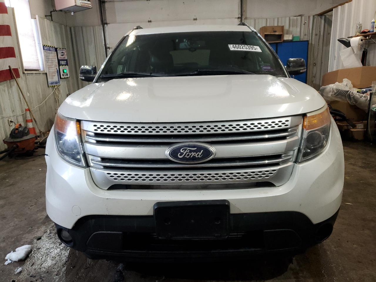 2015 Ford Explorer VIN 1FM5K8D8XFGB21208 Copart auction photo, side / front end damage thumbnail 5