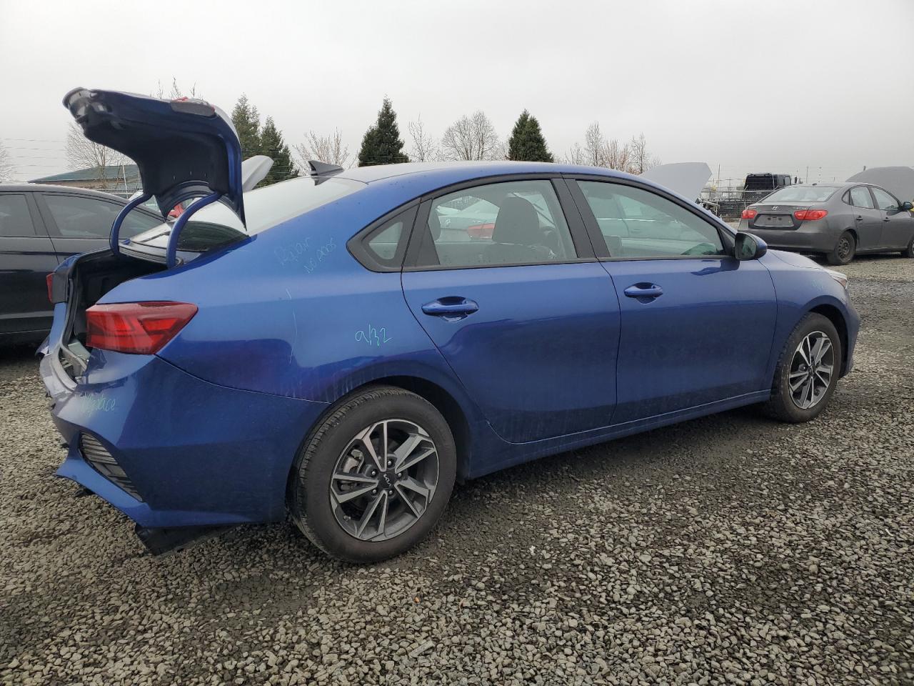2024 KIA Forte VIN 3KPF24AD4RE832071 Copart auction photo, rear end damage thumbnail 3