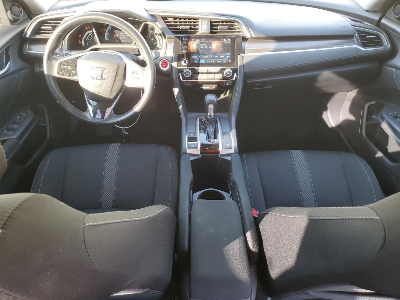 2019 Honda Civic VIN 19XFC1F38KE206668 Copart auction photo, rear end / side damage thumbnail 8