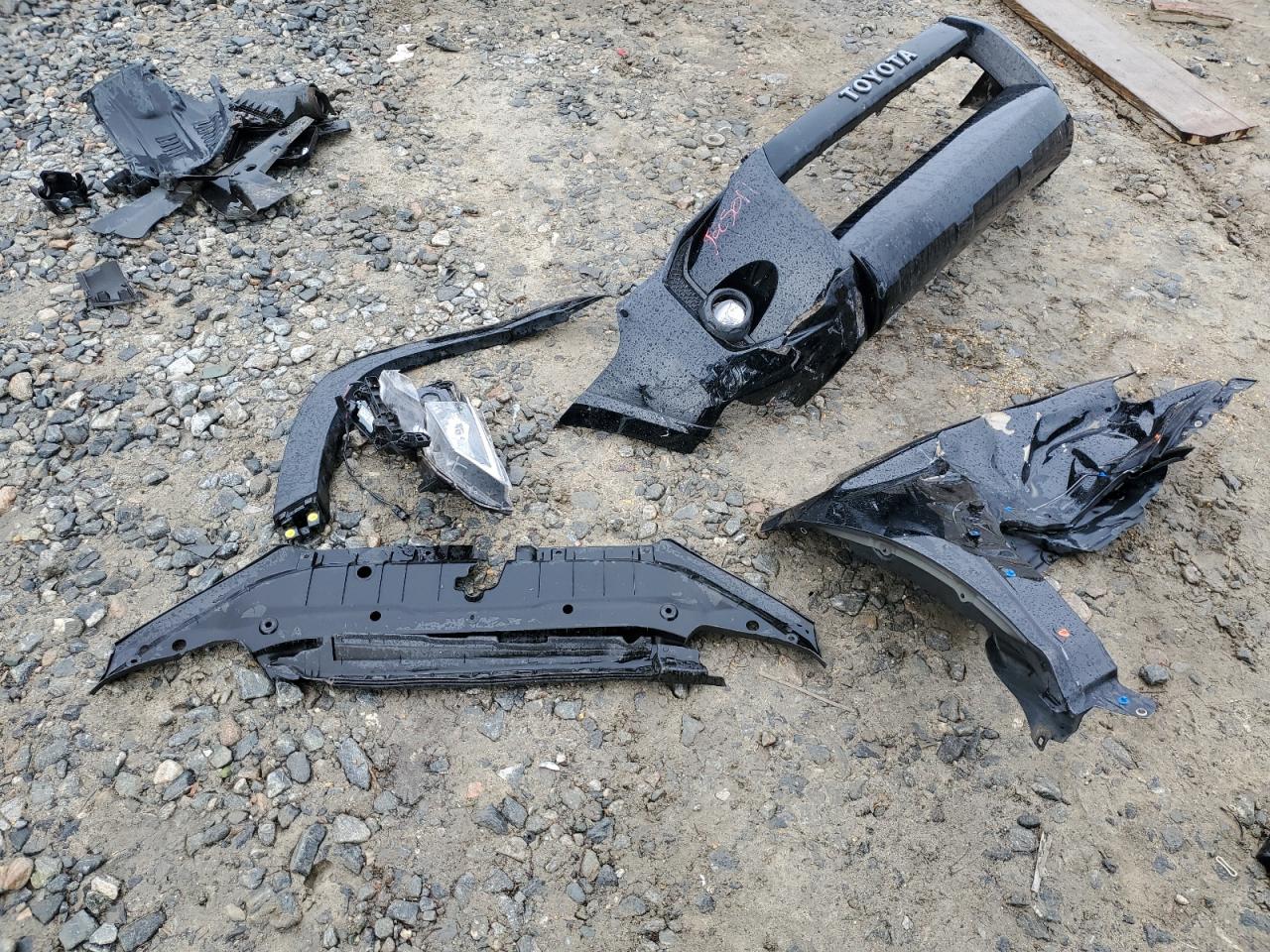 2022 Toyota 4Runner VIN JTENU5JR7N6005393 Copart auction photo, front end damage thumbnail 13