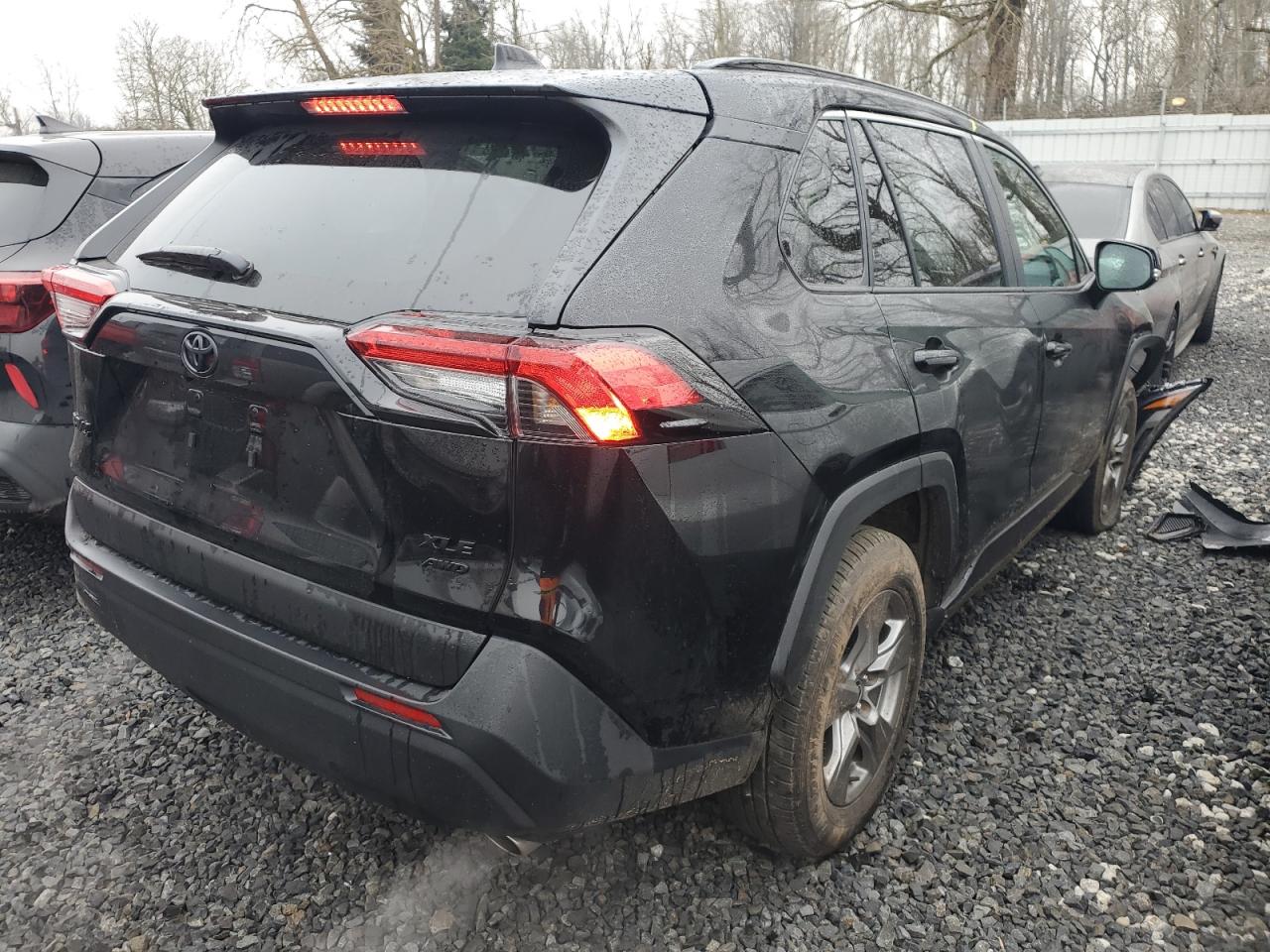 2024 Toyota RAV 4 VIN 2T3P1RFV5RC459988 Copart auction photo, front end damage thumbnail 3