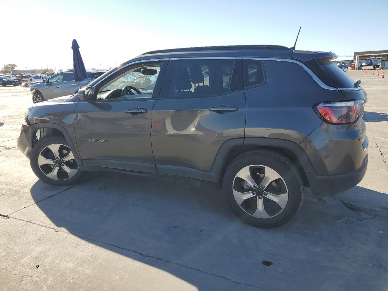 2018 Jeep Compass VIN 3C4NJCBB1JT105797 Copart auction photo, front end / side damage thumbnail 2