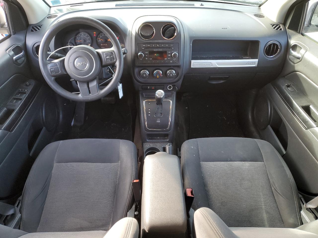 2016 Jeep Compass VIN 1C4NJDBB2GD714062 Copart auction photo, front end damage thumbnail 8