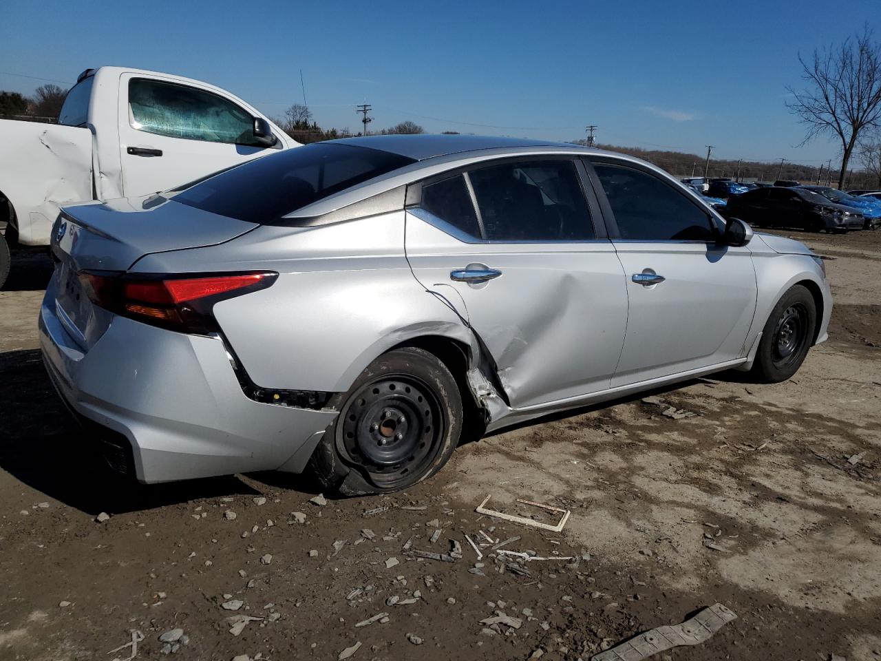 2021 Nissan Altima VIN 1N4BL4BV2MN317468 Copart auction photo, undercarriage / side damage thumbnail 3