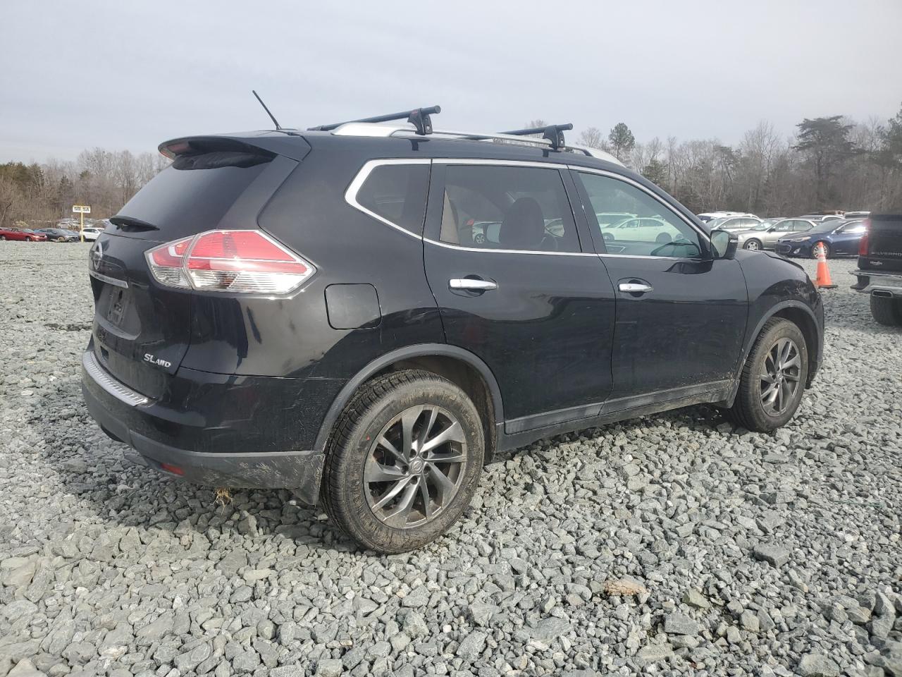 2015 Nissan Rogue VIN 5N1AT2MV3FC923248 Copart auction photo, front end damage thumbnail 3