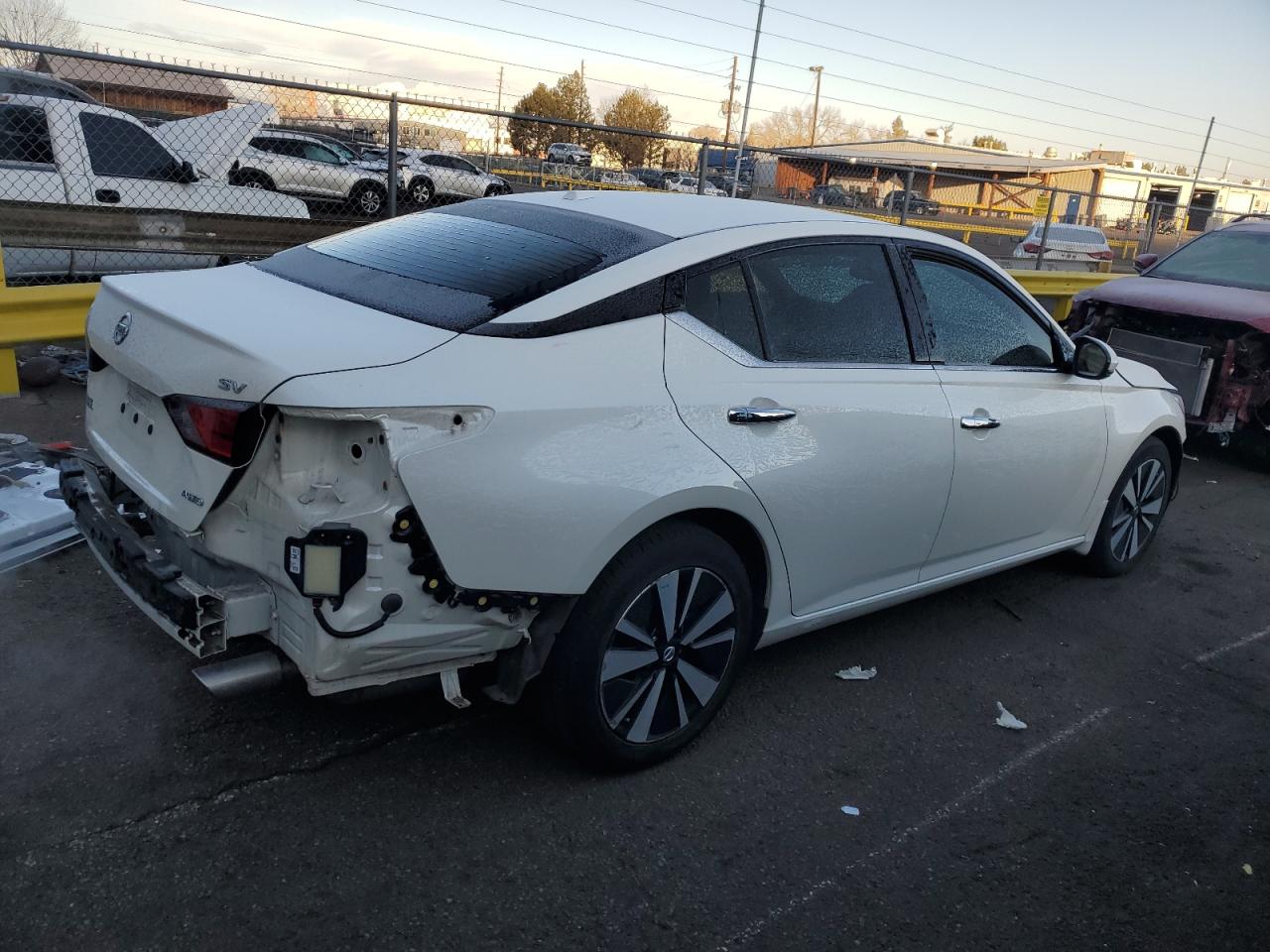 2019 Nissan Altima VIN 1N4BL4DW2KC193409 Copart auction photo, all over damage thumbnail 3