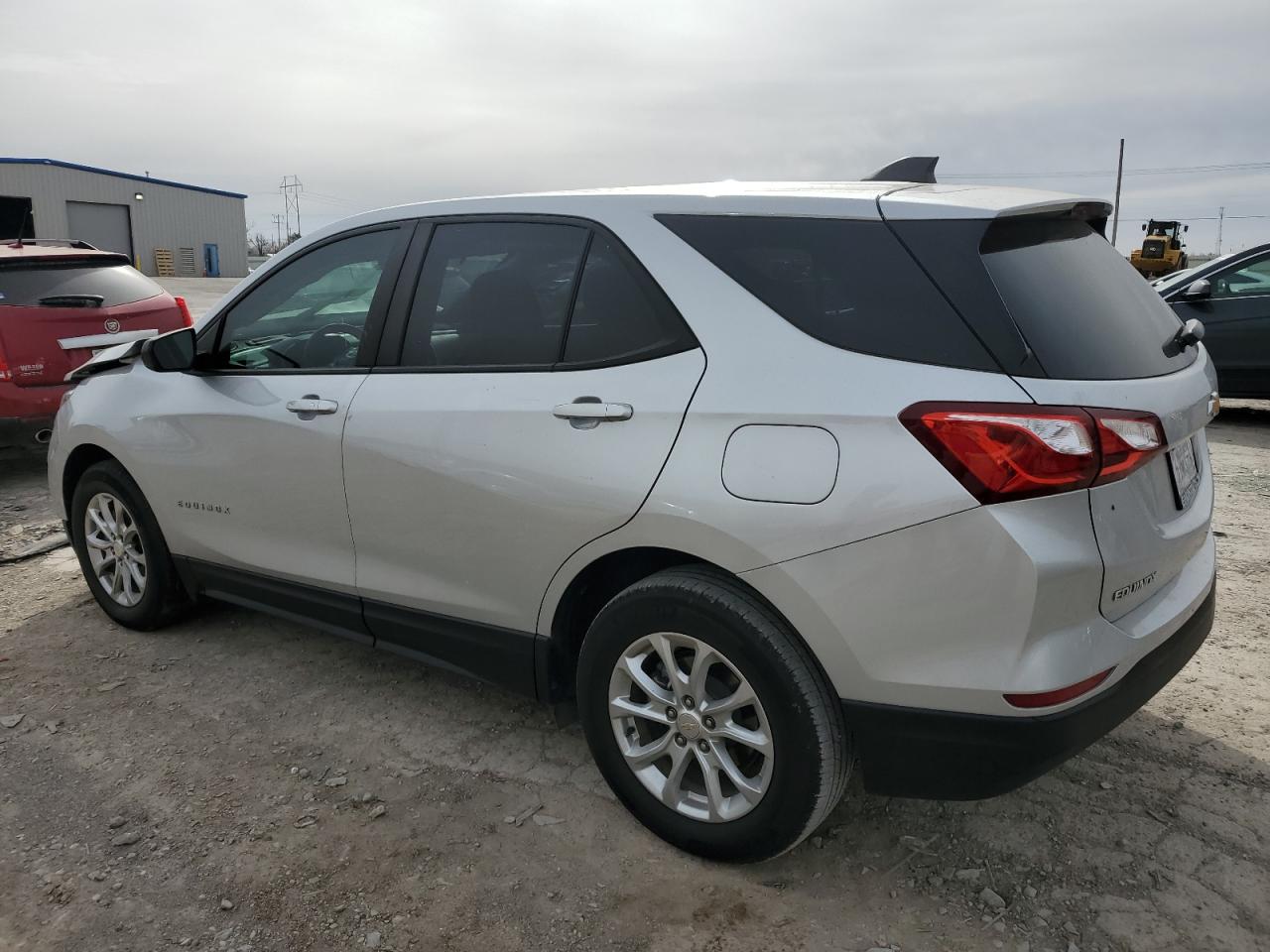 2021 Chevrolet Equinox VIN 3GNAXHEV7MS173863 Copart auction photo, front end / side damage thumbnail 2
