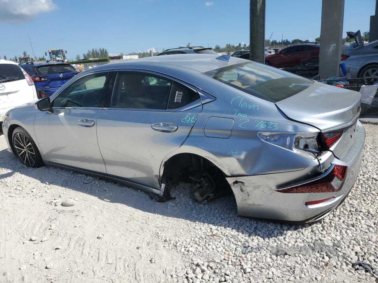 2022 Lexus ES VIN 58ADZ1B10NU118640 Copart auction photo, rear end / undercarriage damage thumbnail 2