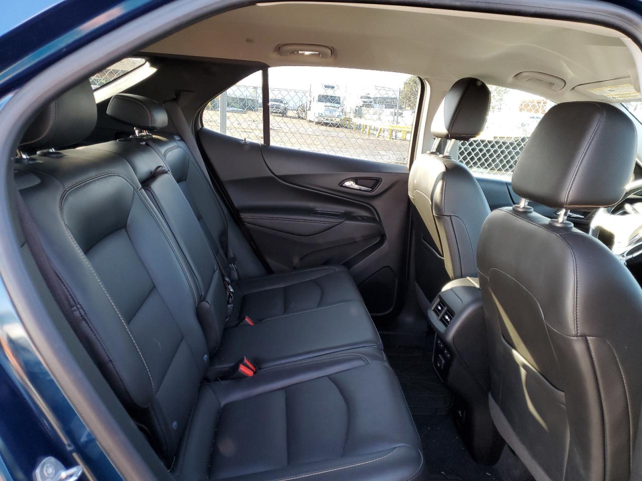 2020 Chevrolet Equinox VIN 2GNAXXEV4L6213419 Copart auction photo, side / front end damage thumbnail 10