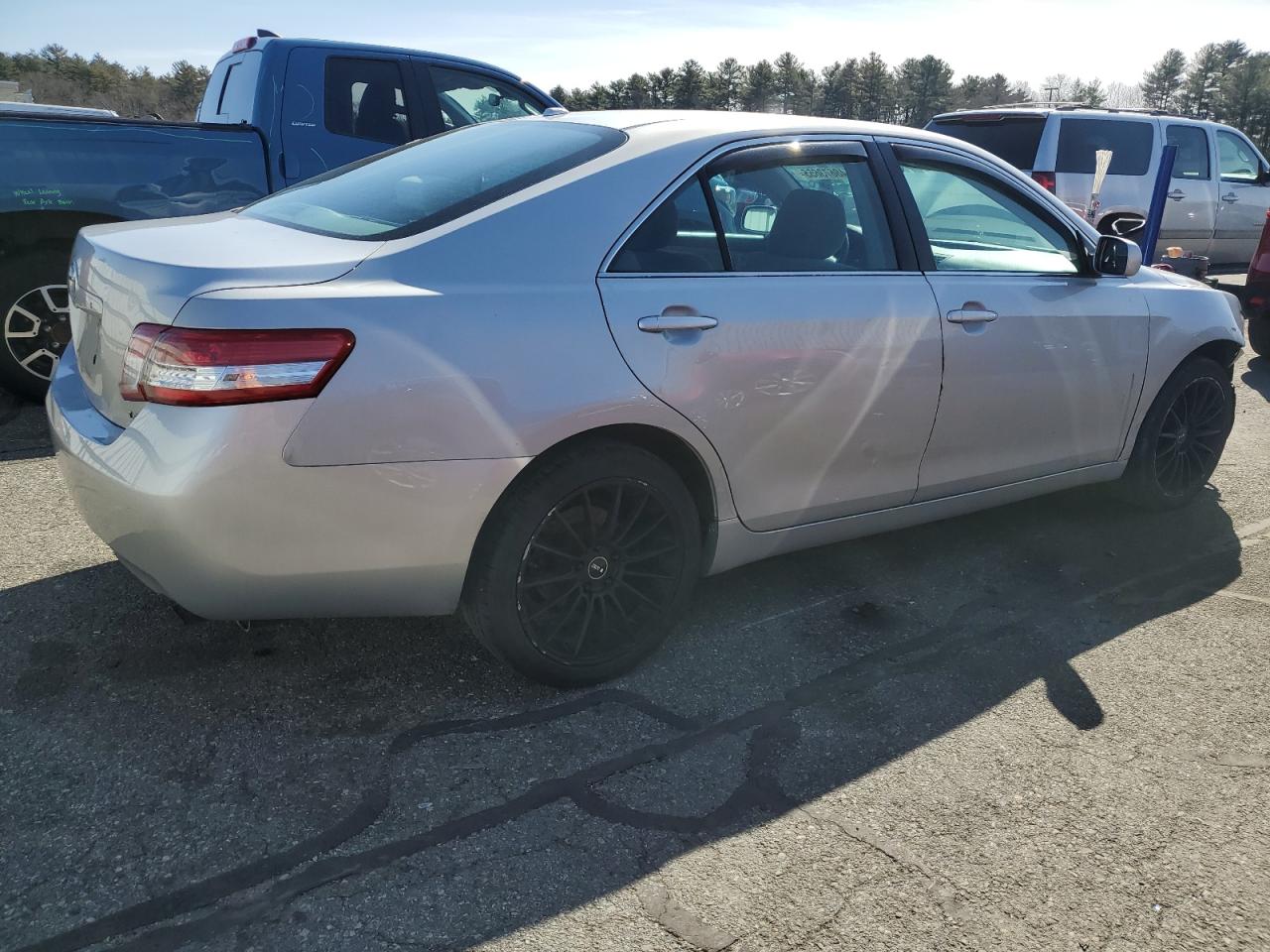 2011 Toyota Camry VIN 4T4BF3EK3BR154945 Copart auction photo, front end / minor dent/scratches damage thumbnail 3