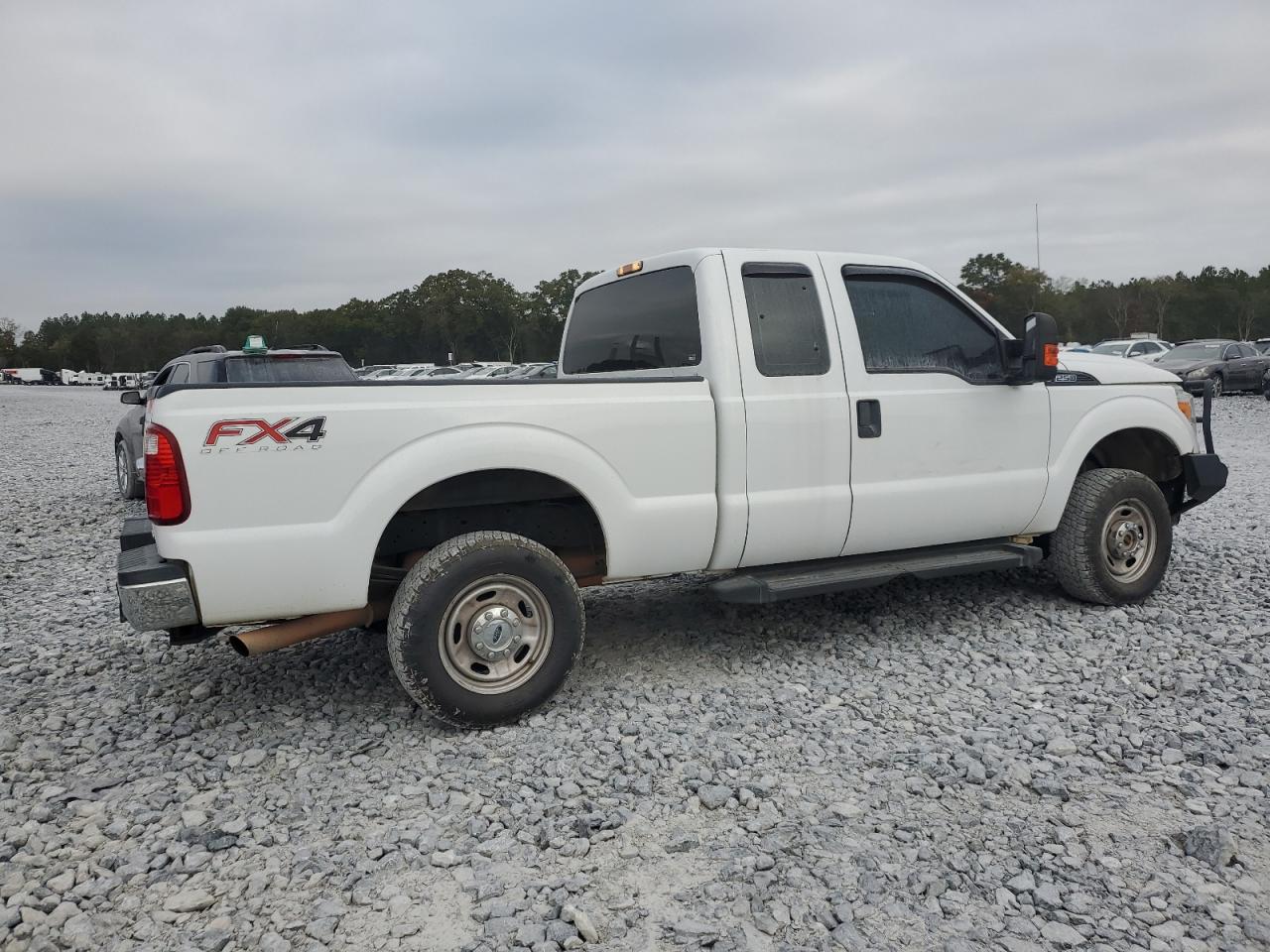 2015 Ford F250 VIN 1FT7X2B62FED09102 Copart auction photo, mechanical / minor dent/scratches damage thumbnail 3