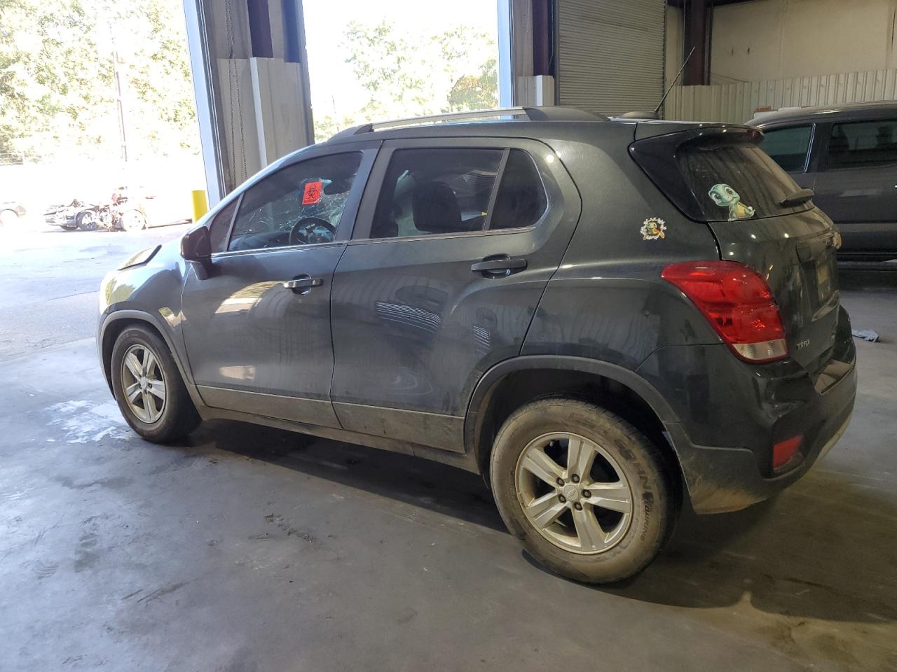 2018 Chevrolet Trax VIN 3GNCJLSB4JL396410 Copart auction photo, front end / side damage thumbnail 2