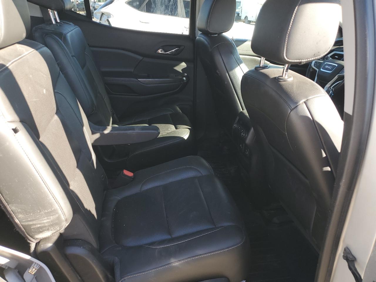 2019 GMC Acadia VIN 1GKKNULS8KZ120565 Copart auction photo, side / rear end damage thumbnail 11