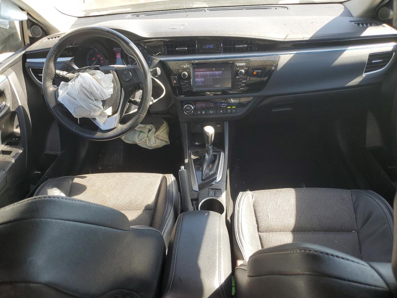 2016 Toyota Corolla VIN 5YFBURHE6GP417298 Copart auction photo, front end damage thumbnail 8