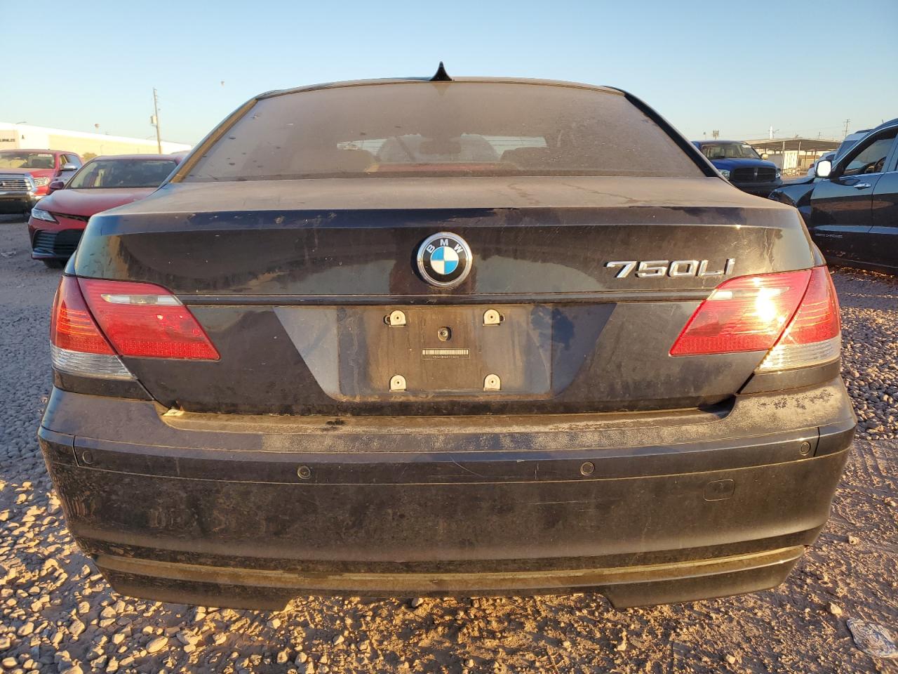2007 BMW 7er VIN WBAHN83537DT75374 Copart auction photo, front end damage thumbnail 6