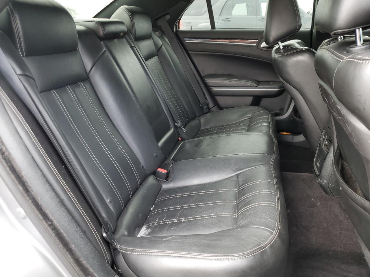 2018 Chrysler 300 VIN 2C3CCAGG8JH218332 Copart auction photo, front end / side damage thumbnail 10