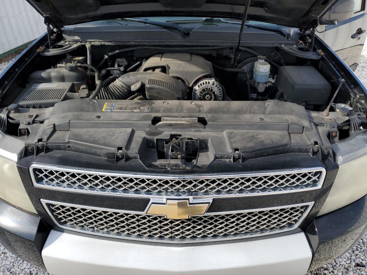 2010 Chevrolet Tahoe VIN 1GNUKBE07AR114081 Copart auction photo, rear end damage thumbnail 11
