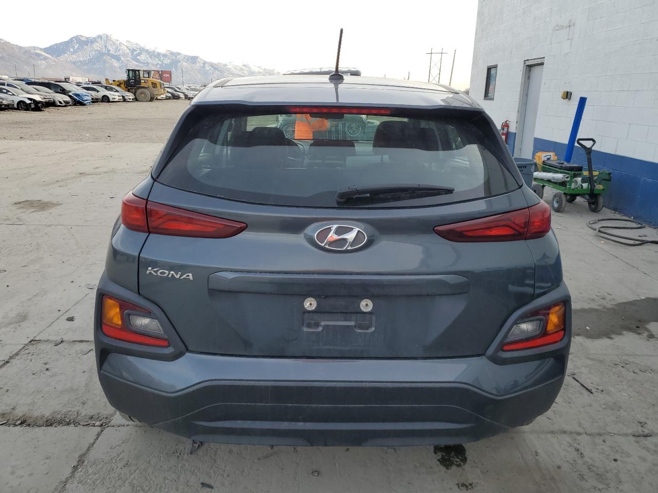 2021 Hyundai Kona VIN KM8K12AA6MU643102 Copart auction photo, front end damage thumbnail 6