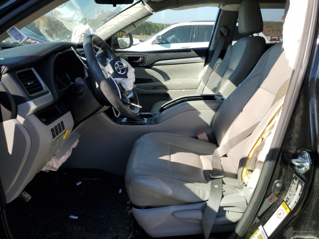 2014 Toyota Highlander VIN 5TDZARFH8ES004811 Copart auction photo, all over damage thumbnail 7