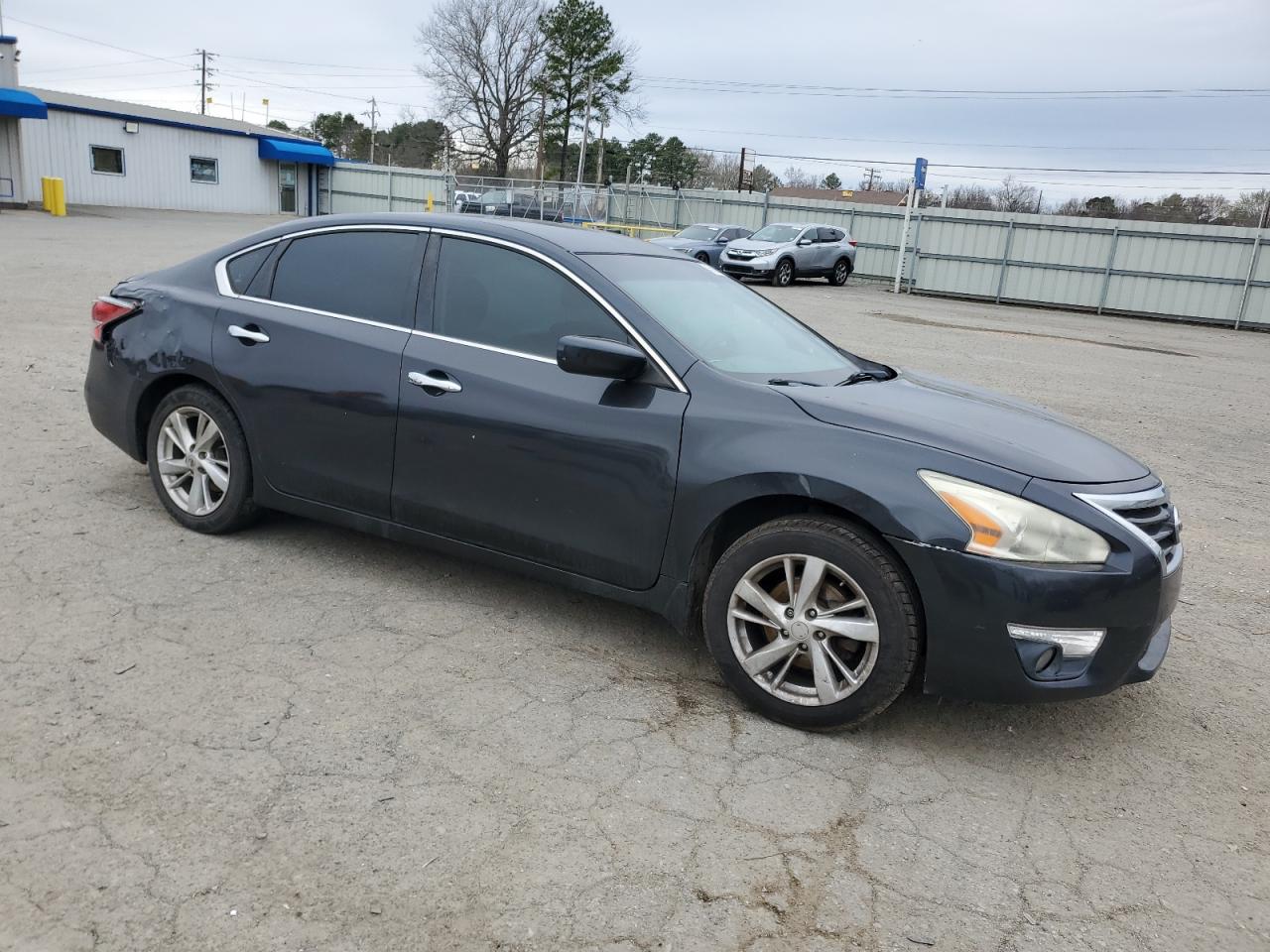 2015 Nissan Altima VIN 1N4AL3AP8FC244100 Copart auction photo, side / minor dent/scratches damage thumbnail 4