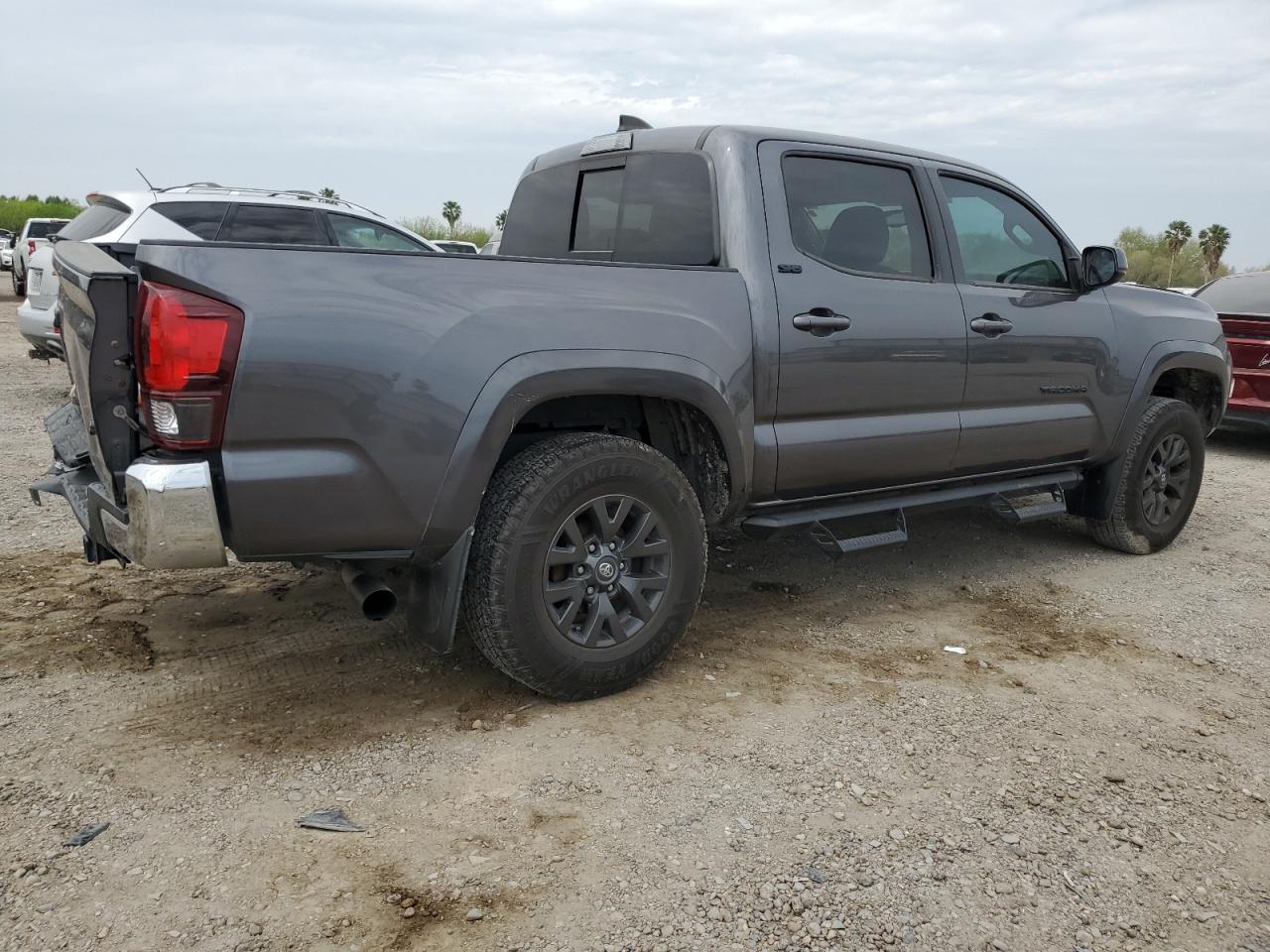 2021 Toyota Tacoma VIN 5TFAZ5CN0MX105634 Copart auction photo, rear end / front end damage thumbnail 3