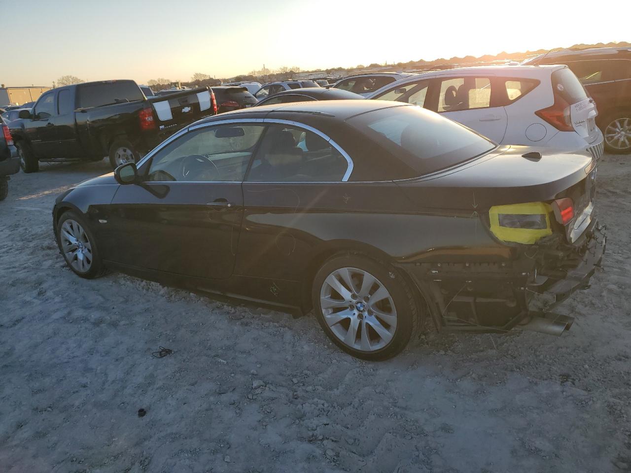 2011 BMW 3er VIN WBADW3C53BE541426 Copart auction photo, front end / rear end damage thumbnail 2