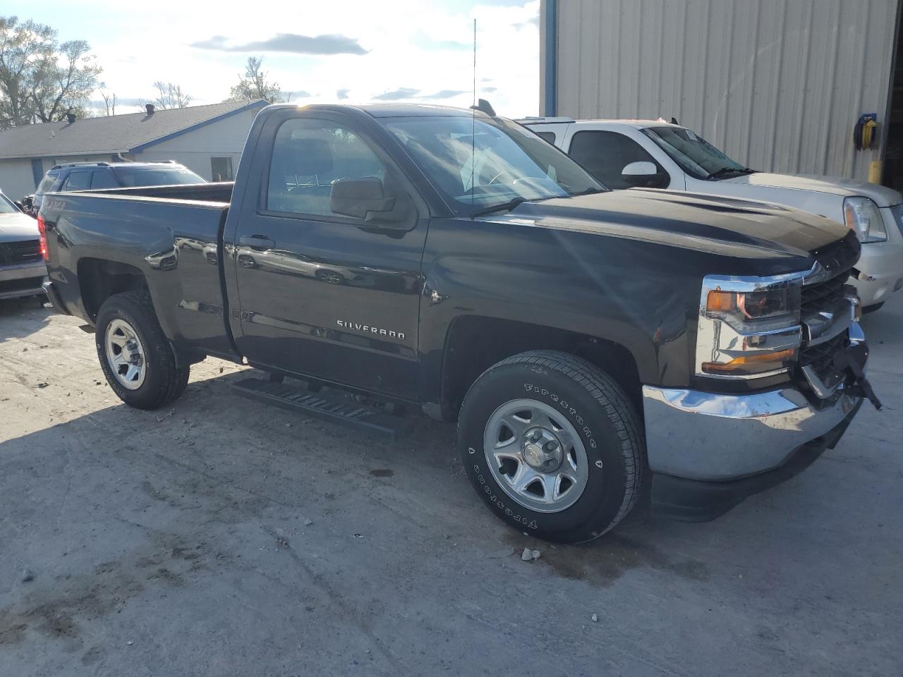 2018 Chevrolet Silverado VIN 1GCNKNEC2JZ237635 Copart auction photo, front end damage thumbnail 4