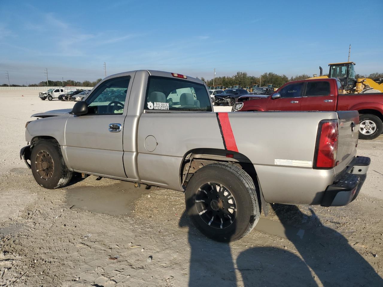2006 Chevrolet Silverado VIN 3GCEC14X96G240548 Copart auction photo, front end damage thumbnail 2
