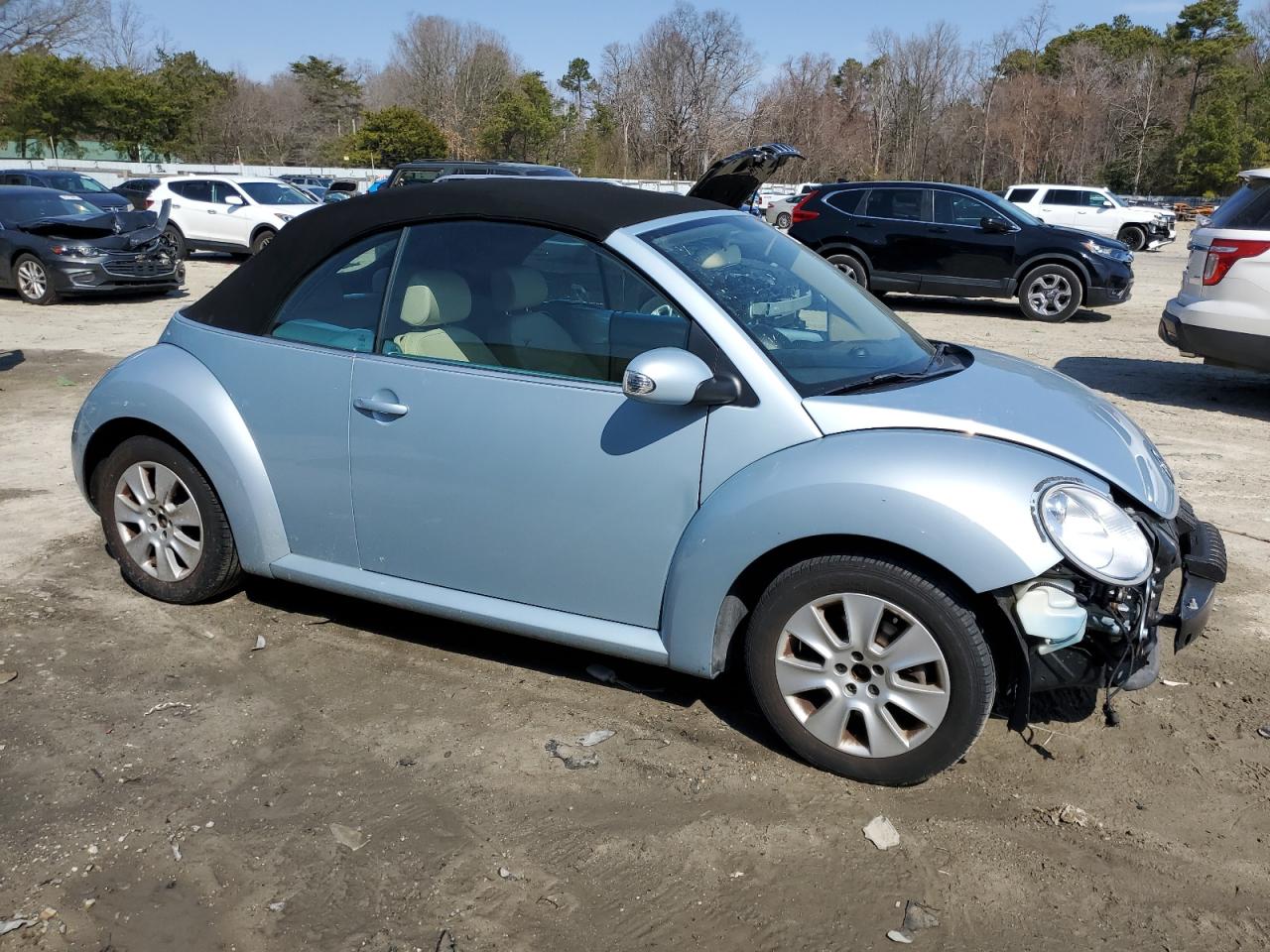 2010 Volkswagen Beetle VIN 3VWRG3AL9AM005948 Copart auction photo, front end damage thumbnail 4