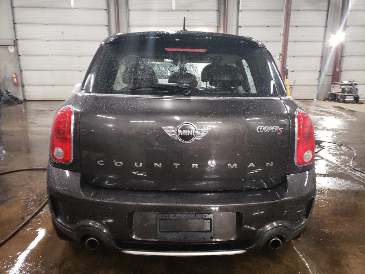 2015 MINI Cooper VIN WMWZC5C51FWM18945 Copart auction photo, side / minor dent/scratches damage thumbnail 6