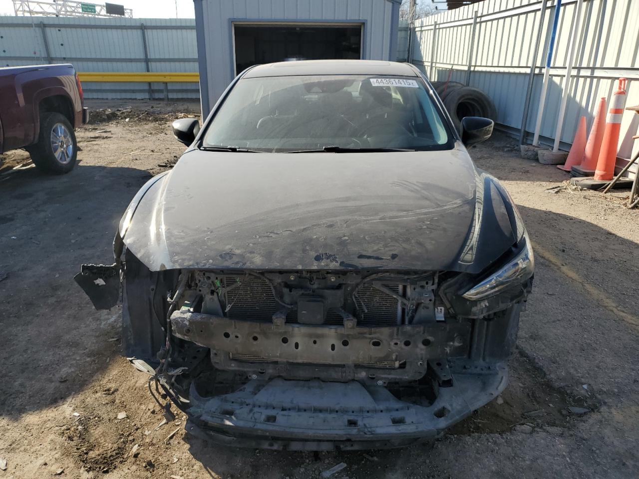 2018 Mazda 6 VIN JM1GL1VM4J1307609 Copart auction photo, front end damage thumbnail 5