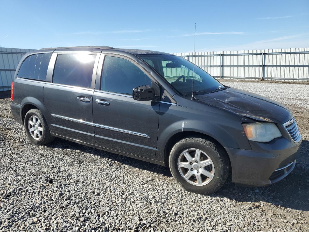 2011 Chrysler Town & Country VIN 2A4RR5DG0BR712741 Copart auction photo, front end / side damage thumbnail 4