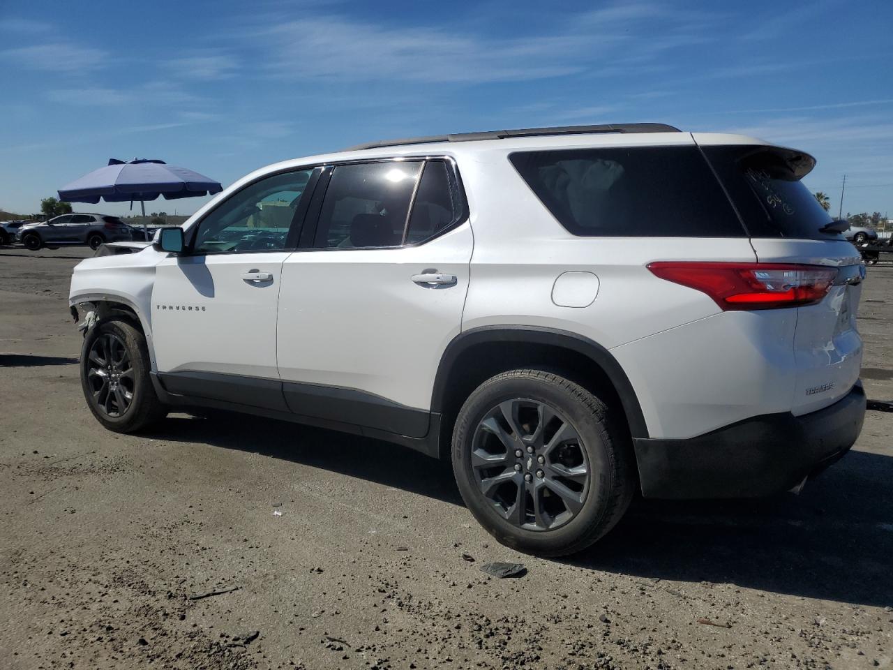 2020 Chevrolet Traverse VIN 1GNERJKW3LJ296141 Copart auction photo, front end / side damage thumbnail 2