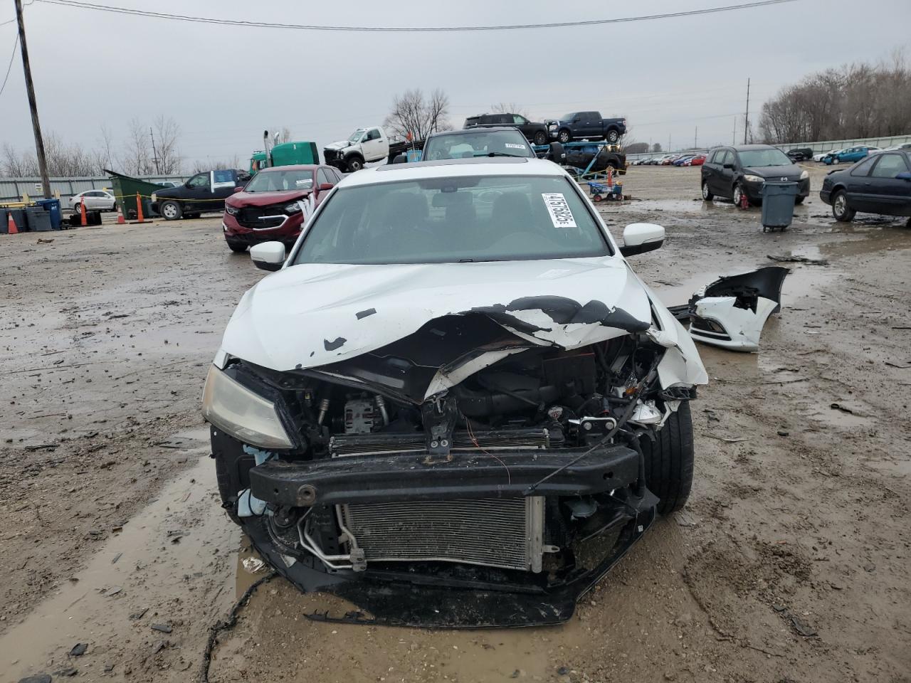 2016 Volkswagen Jetta VIN 3VWL17AJ0GM203601 Copart auction photo, front end damage thumbnail 5