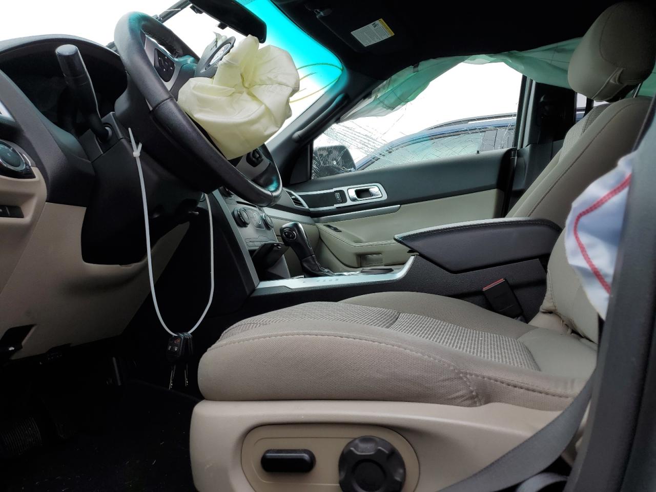 2015 Ford Explorer VIN 1FM5K7D83FGA57717 Copart auction photo, front end / side damage thumbnail 7
