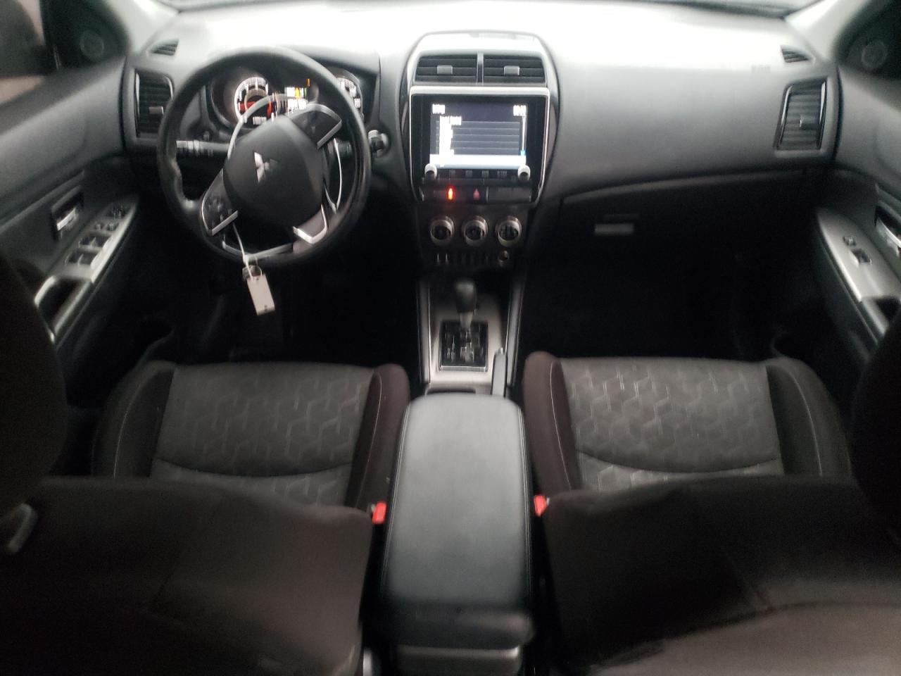2021 Mitsubishi Outlander VIN JA4ARUAU6MU017381 Copart auction photo, front end damage thumbnail 8