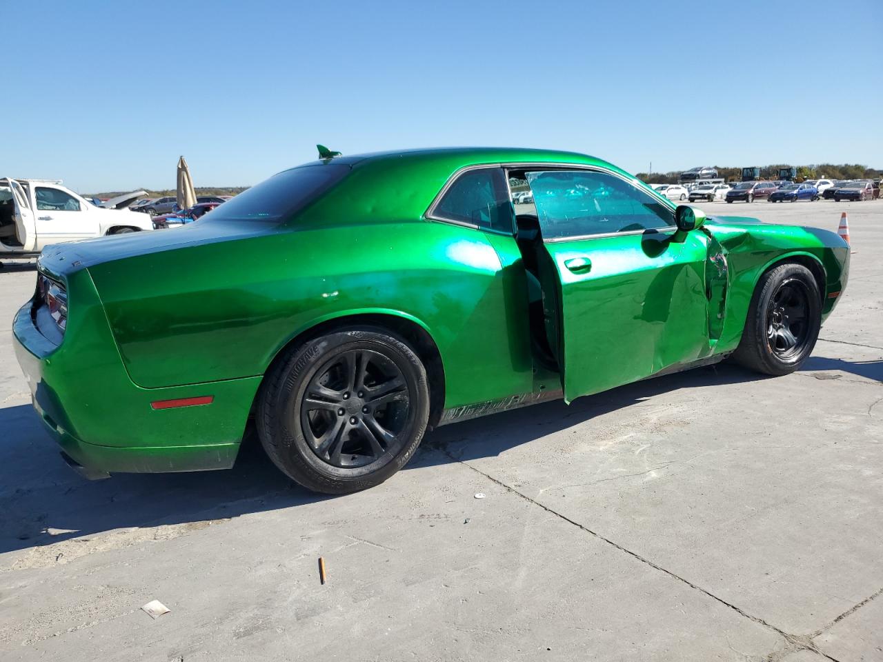 2015 Dodge Challenger VIN 2C3CDZATXFH834526 Copart auction photo, side / minor dent/scratches damage thumbnail 3