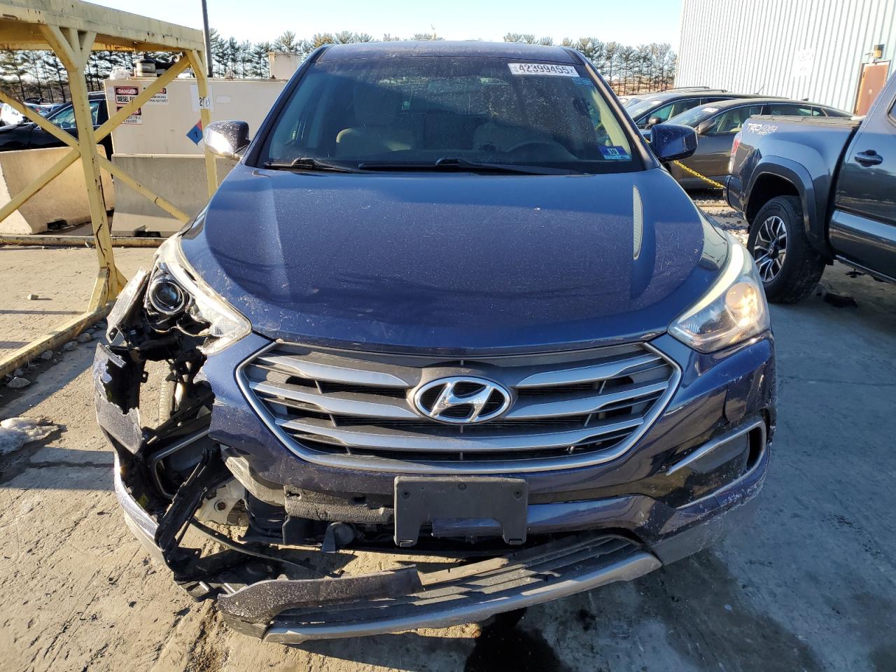 2017 Hyundai Santa Fe VIN 5XYZT3LB0HG496520 Copart auction photo, front end damage thumbnail 5