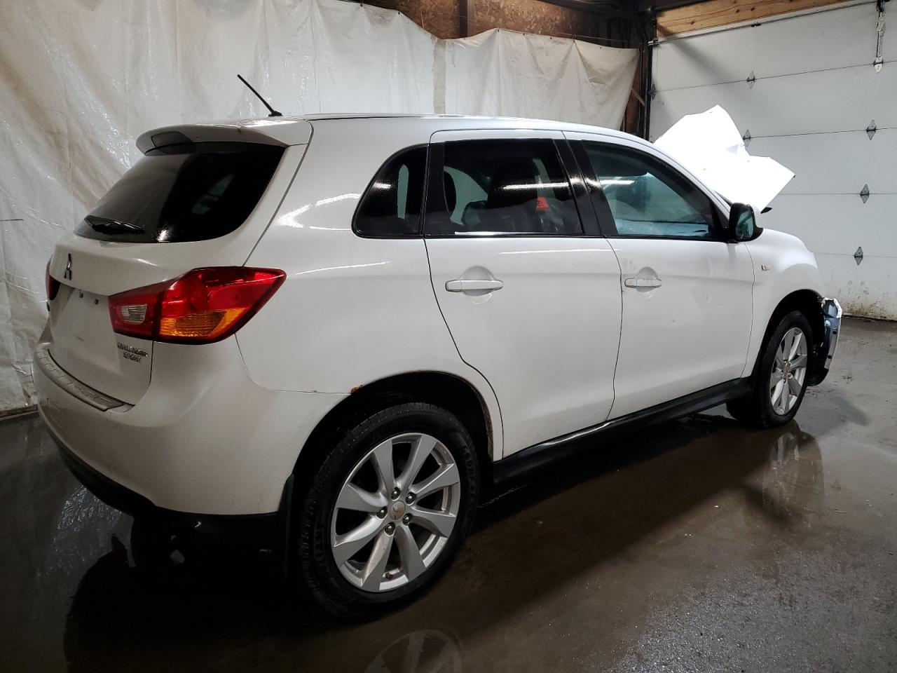 2014 Mitsubishi Outlander VIN 4A4AP3AU3EE011788 Copart auction photo, front end / side damage thumbnail 3