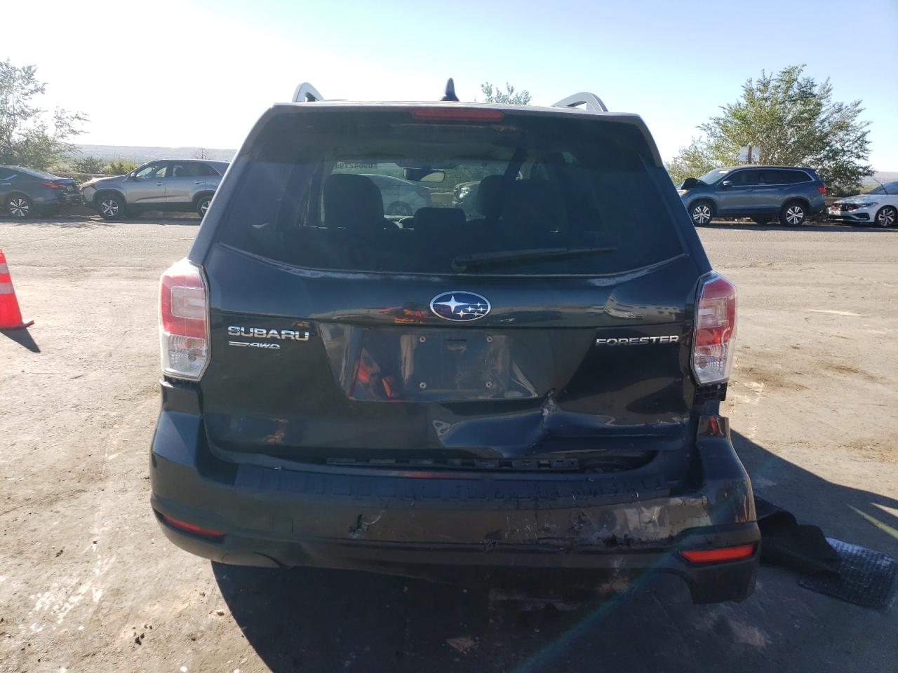 2018 Subaru Forester VIN JF2SJAEC5JH499221 Copart auction photo, front end / rear end damage thumbnail 6