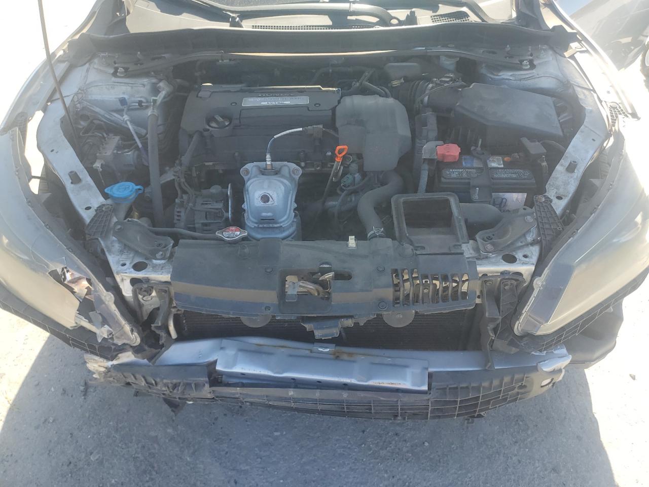 2013 Honda Accord VIN 1HGCR2F72DA206943 Copart auction photo, front end / minor dent/scratches damage thumbnail 11