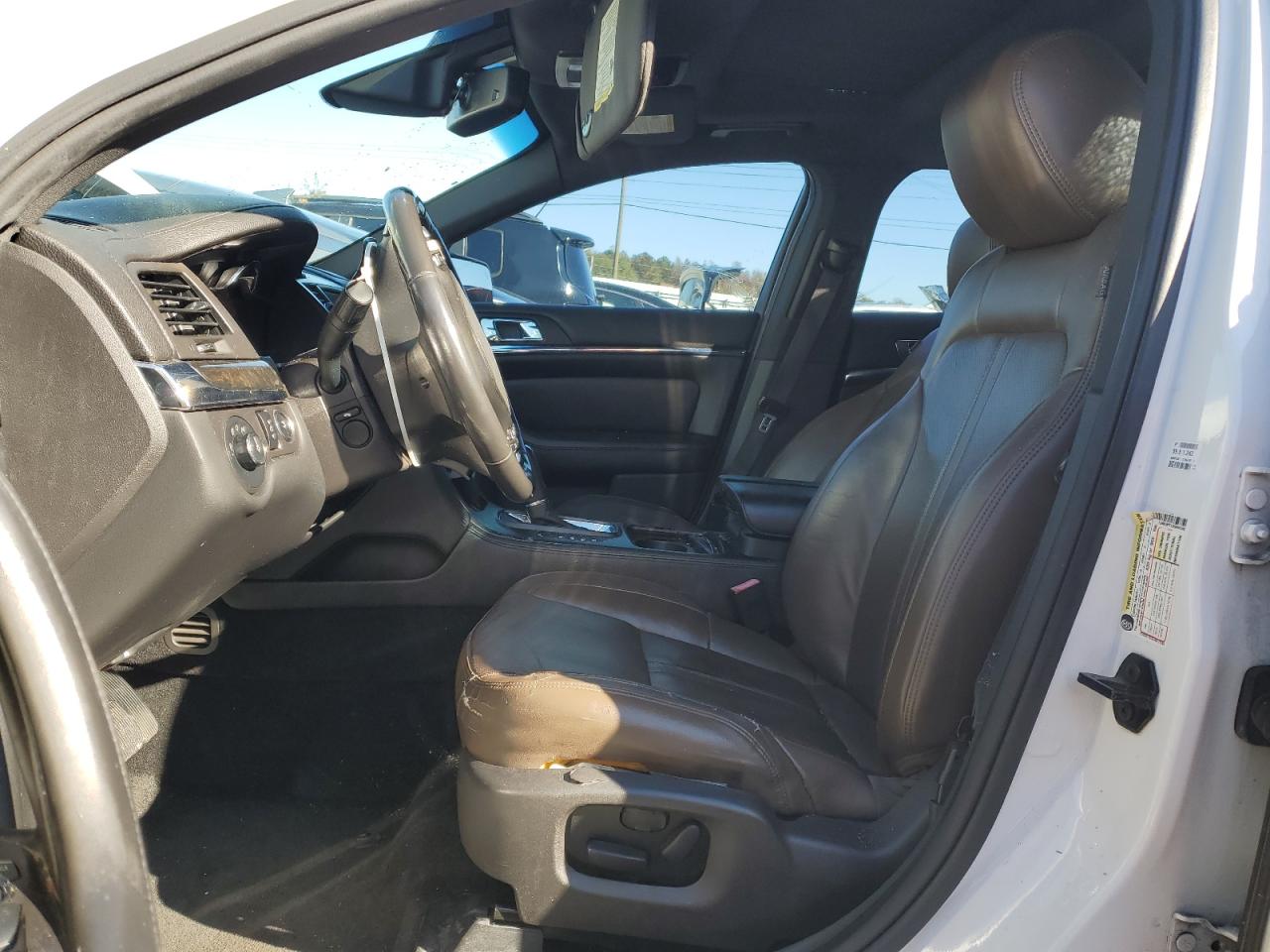 2013 Lincoln MKS VIN 1LNHL9FT1DG600308 Copart auction photo, vandalism damage thumbnail 7