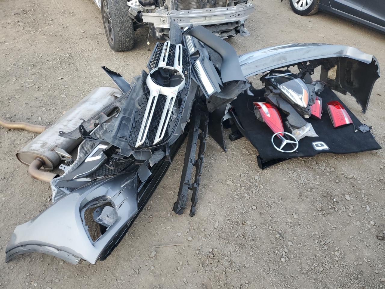 2019 Mercedes-Benz GLC VIN WDC0G4JB7KV159312 Copart auction photo, all over damage thumbnail 13