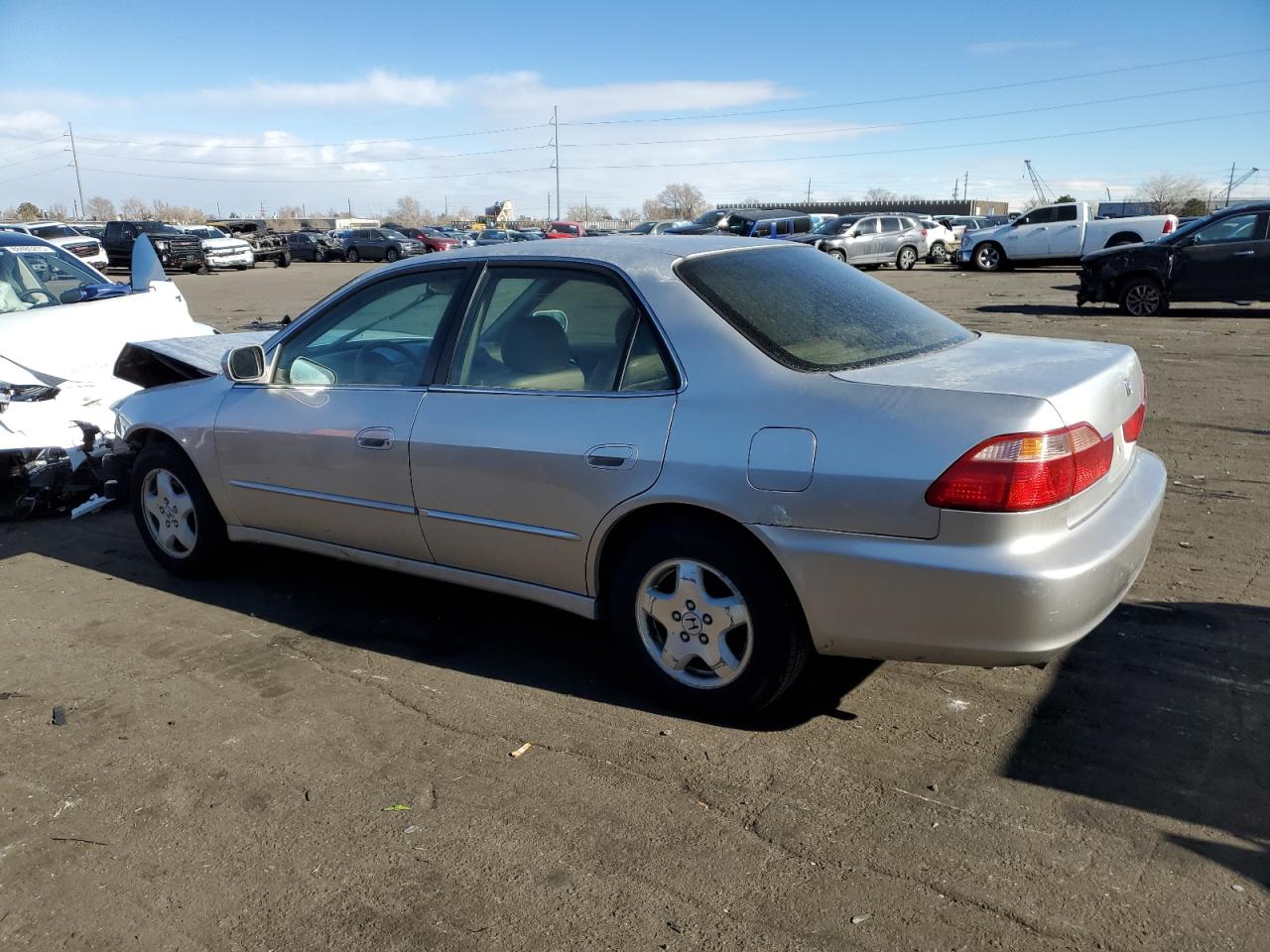 1999 Honda Accord VIN 1HGCG1659XA026104 Copart auction photo, all over damage thumbnail 2