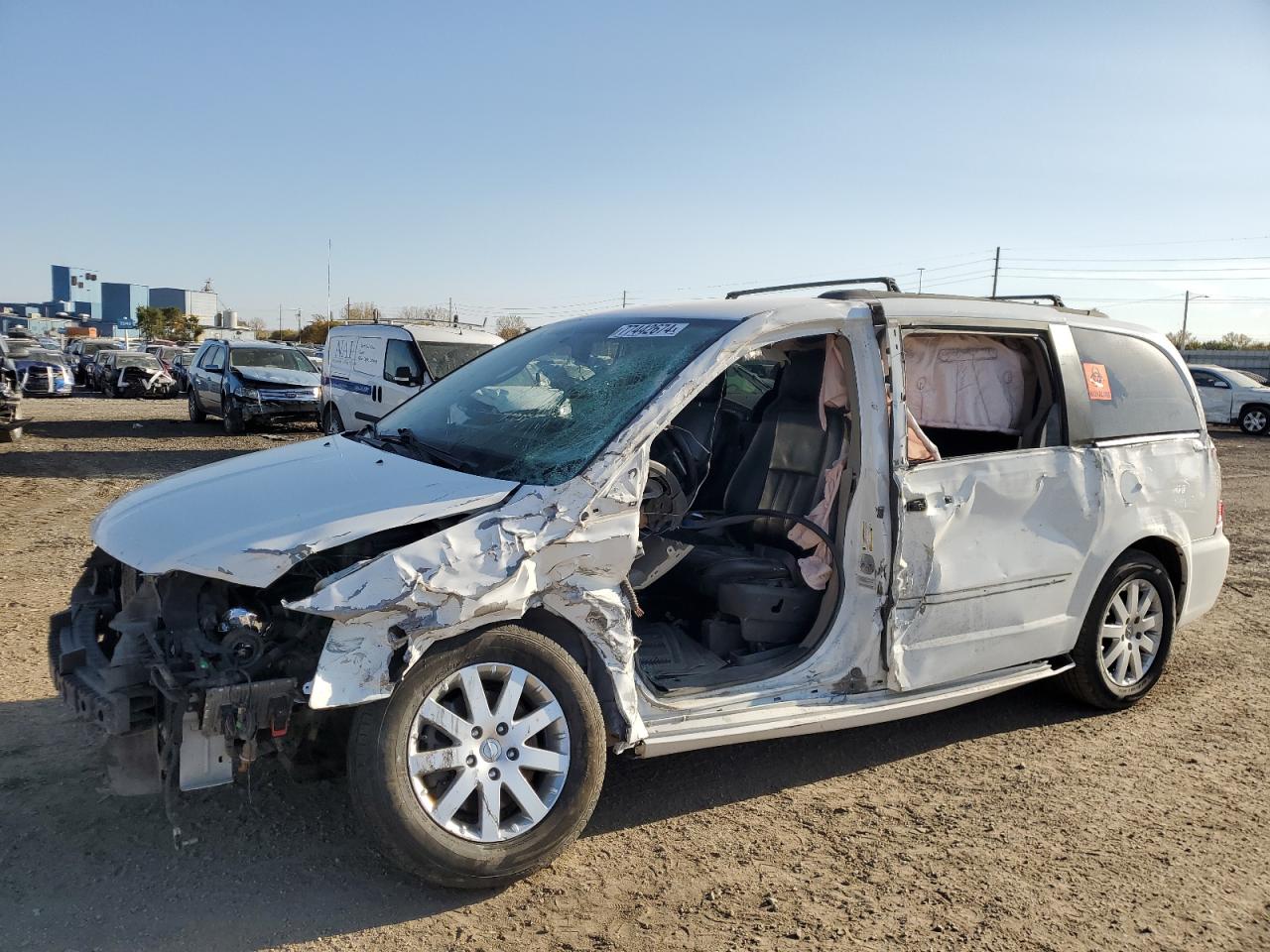2016 Chrysler Town & Country VIN 2C4RC1BG1GR118573