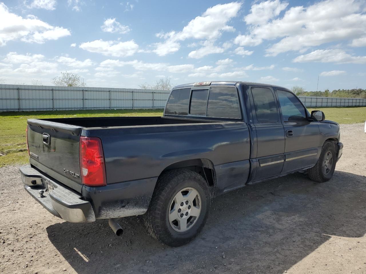 2005 Chevrolet Silverado VIN 2GCEC19V851144165 Copart auction photo, front end / minor dent/scratches damage thumbnail 3