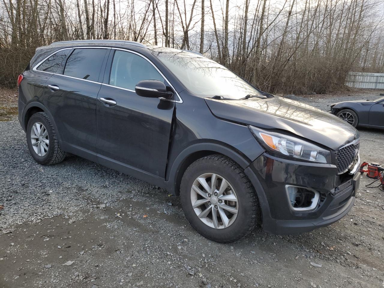 2016 KIA Sorento VIN 5XYPG4A38GG003016 Copart auction photo, front end damage thumbnail 4