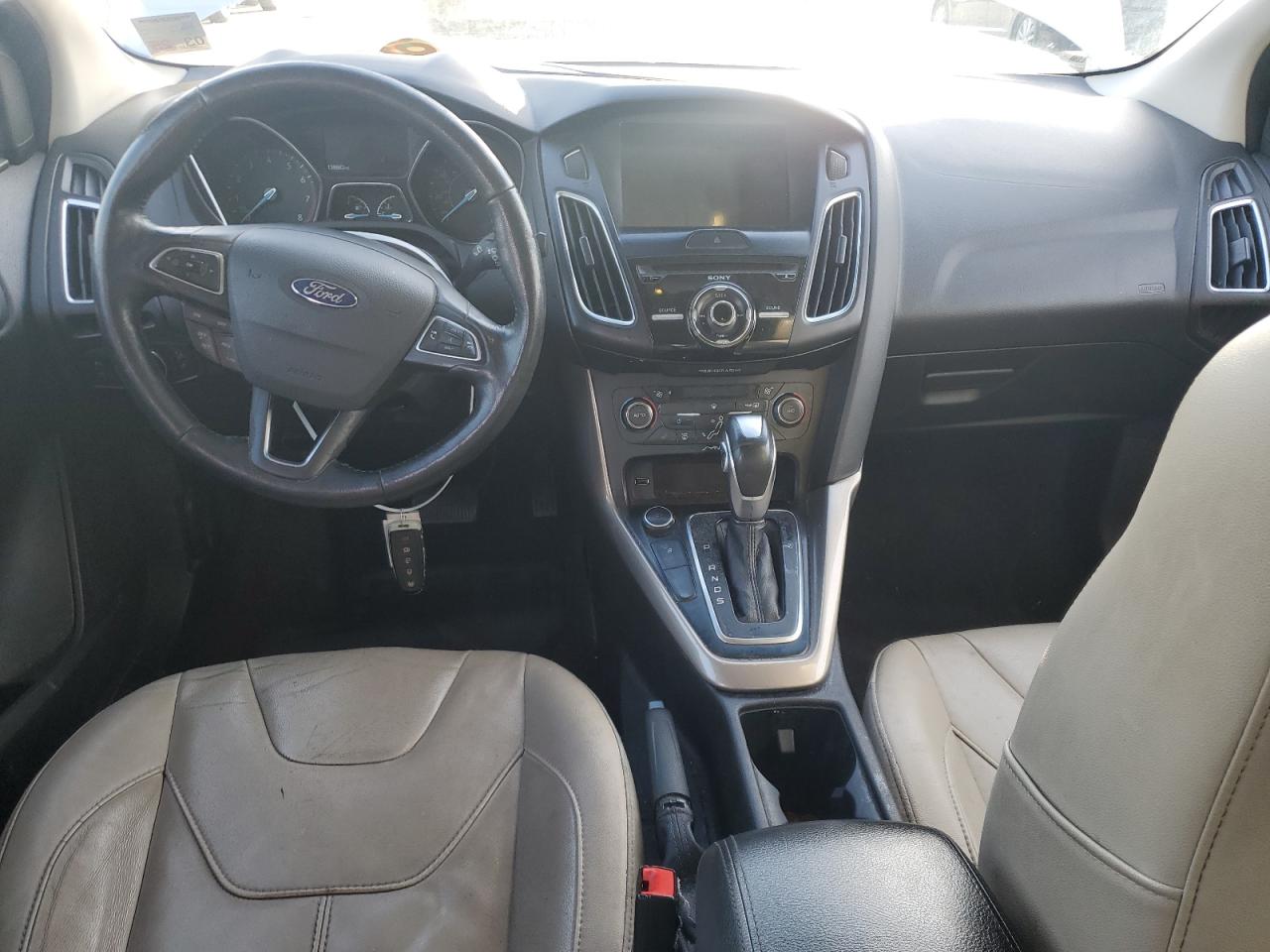 2017 Ford Focus VIN 1FADP3J26HL268159 Copart auction photo, front end damage thumbnail 8