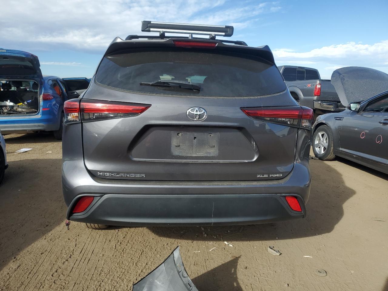 2022 Toyota Highlander VIN 5TDGZRBH1NS184512 Copart auction photo, front end damage thumbnail 6