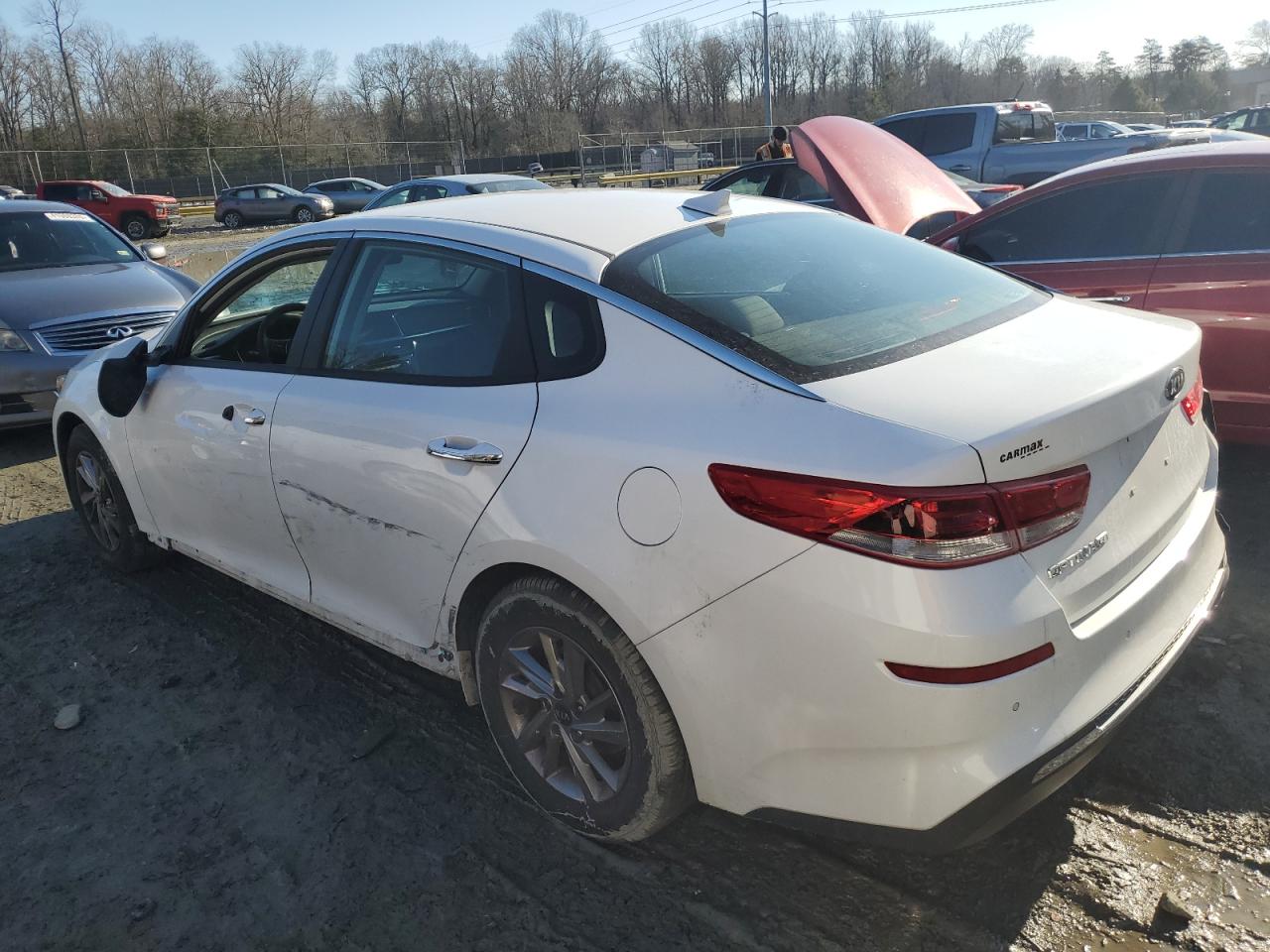 2019 KIA Optima VIN 5XXGT4L34KG326145 Copart auction photo, vandalism / side damage thumbnail 2